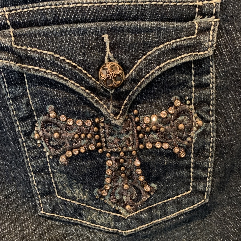 Miss Me jeans boot cut.  Size 30